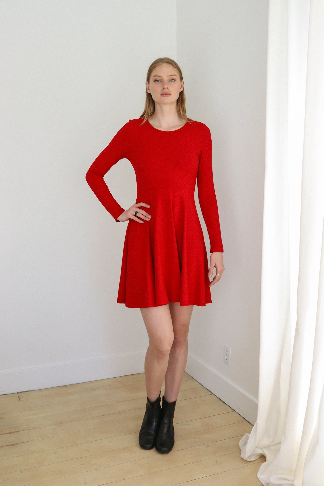 Made in Canada. Women's Clothing. Bamboo fabric. OEKO-TEX certified. Women's dress. Super soft fabric. Bamboo rib knit fabric. Empire waist. Flared skirt.
