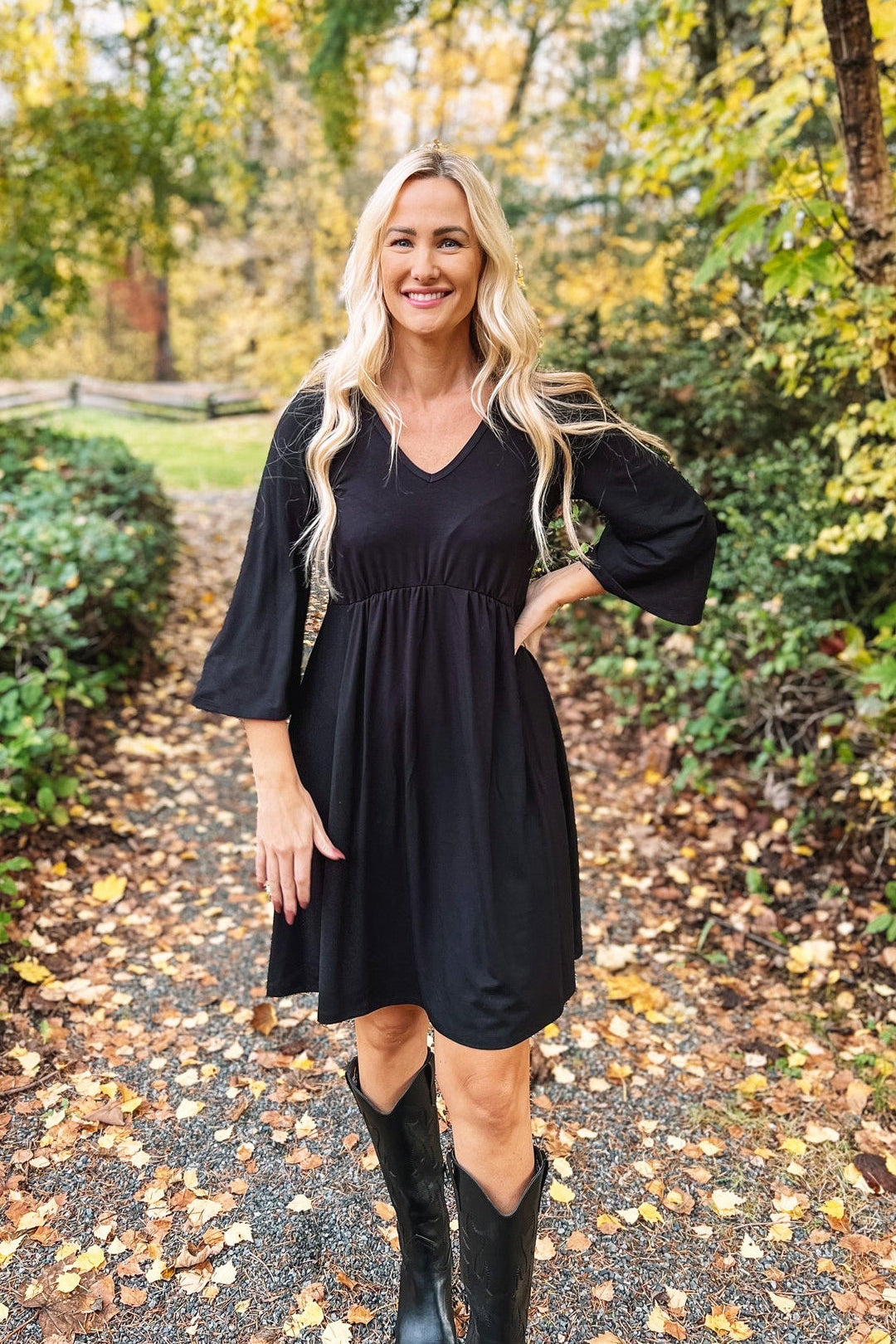 Made in Canada. Women's Clothing. Bamboo fabric. OEKO-TEX certified. Women's dress. Super soft fabric.